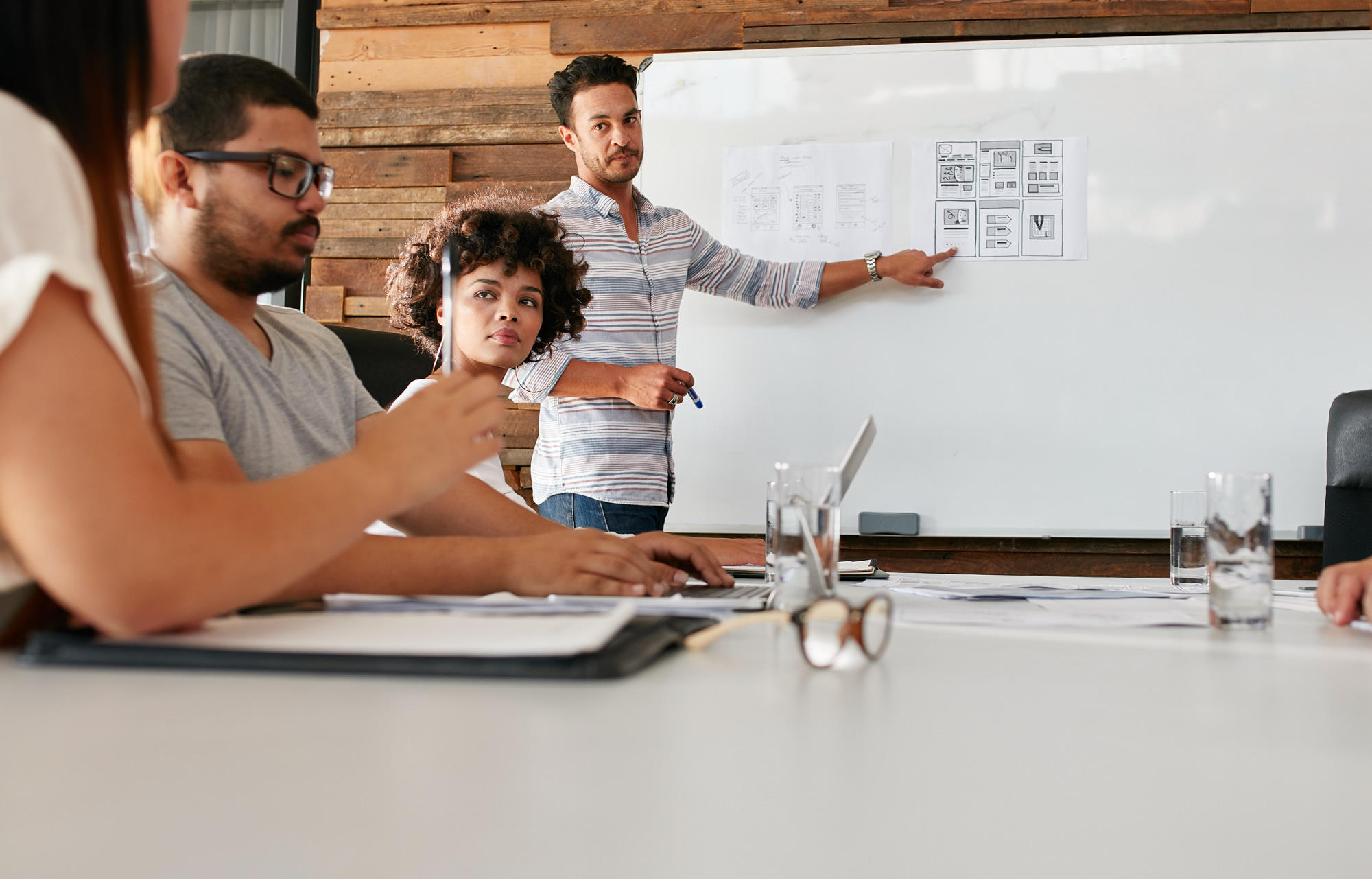 african-woman-in-a-business-presentation-PRPPR6L